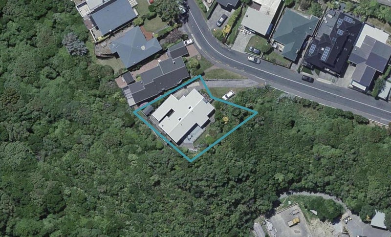 43 Lohia Street, Khandallah, Wellington - Carousel 1