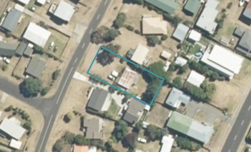 208 Given Avenue, Whangamatā - Carousel 1