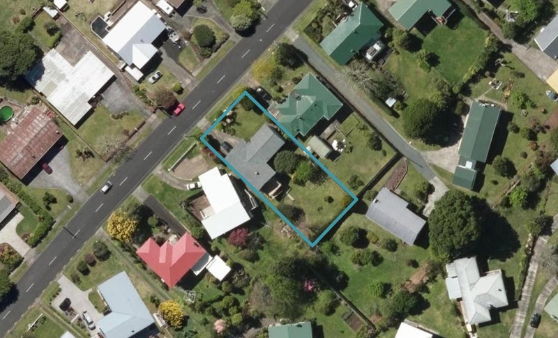 13 Fisher Terrace, Kamo, Whangarei - Carousel 1