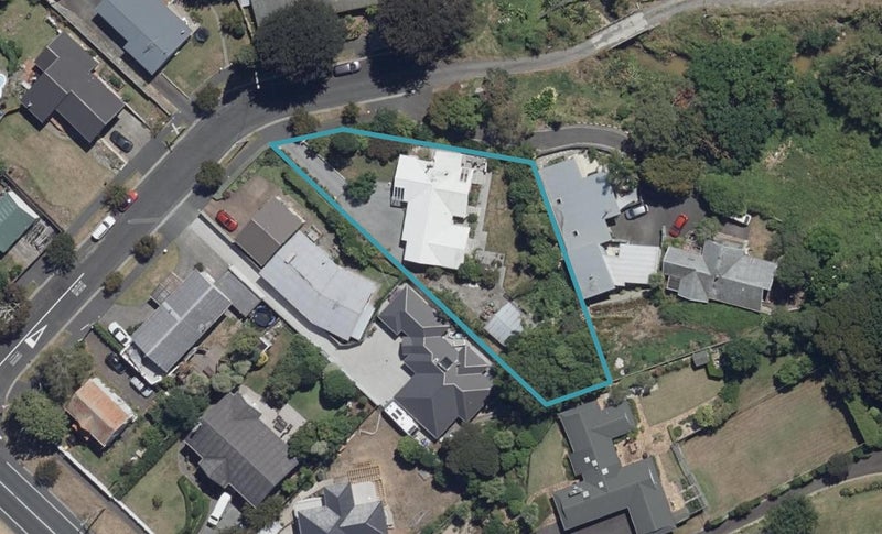 6 Tauhara Drive, Queenwood, Hamilton - Carousel 1