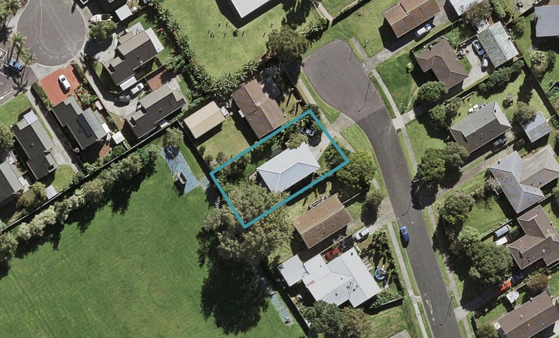 24 Cardrona Place, Favona, Auckland - Carousel 1