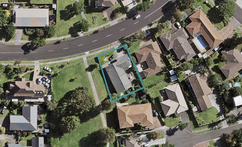 161 Walter Strevens Drive, Conifer Grove, Takanini - Carousel 1