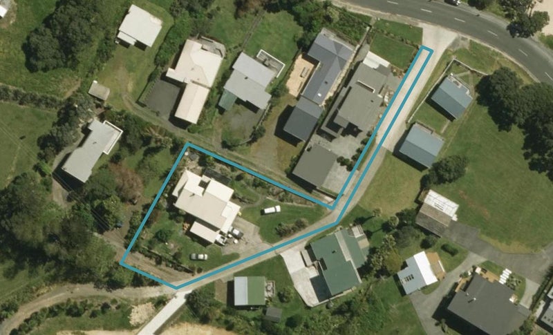 1192 Cove Road, Langs Beach, Waipu - Carousel 1