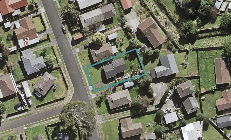 86 Chelburn Crescent, Mangere East, Auckland - Carousel 1