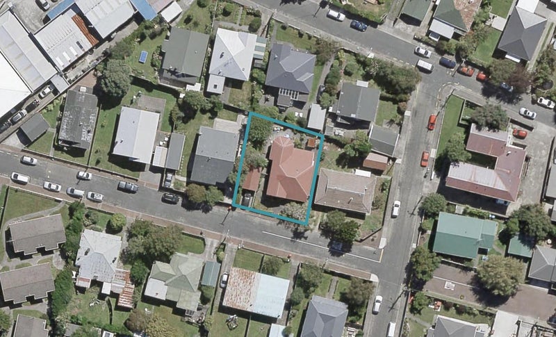7 Alice Street, Alicetown, Lower Hutt - Carousel 1