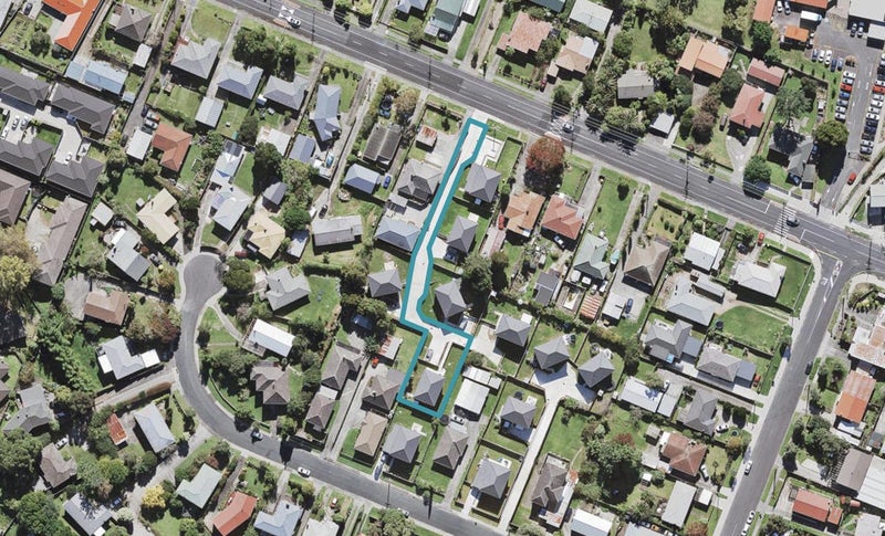 3 Tamatimu Lane, Kelston, Auckland - Carousel 1
