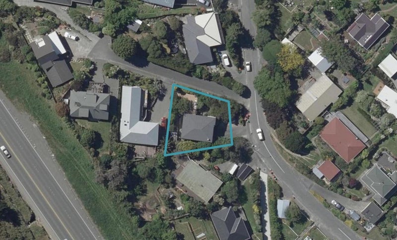 16 Flinders Road, Heathcote Valley, Christchurch - Carousel 1