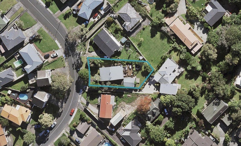 72 Monarch Avenue, Hillcrest, Auckland - Carousel 1