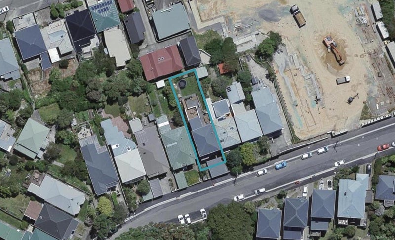 28 Hargreaves Street, Mount Cook, Wellington - Carousel 1