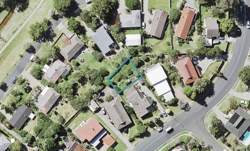 6D Oaktree Avenue, Browns Bay, Auckland - Carousel 1
