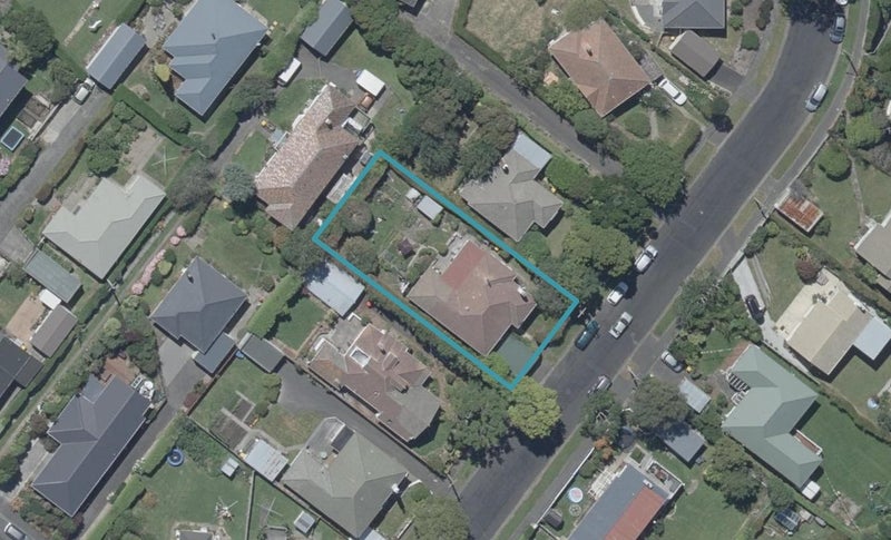 9 Greenhill Avenue, Wakari, Dunedin - Carousel 1