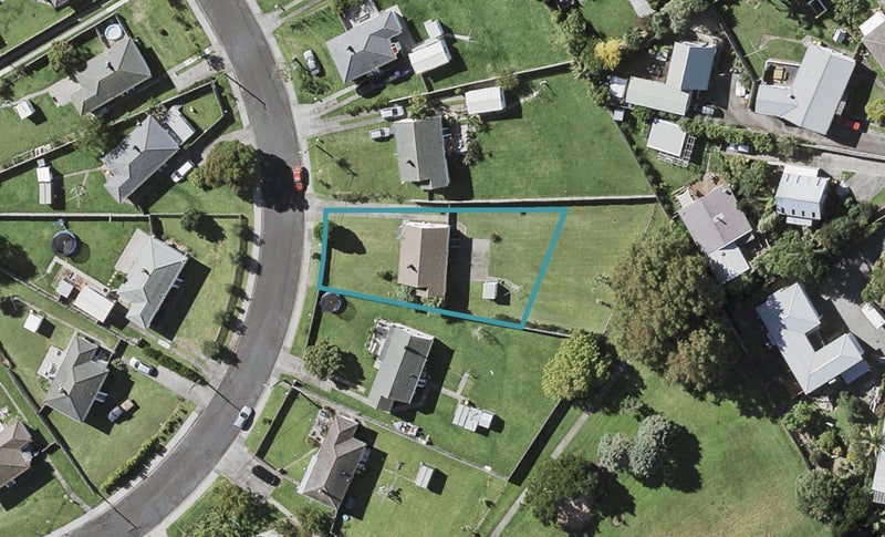 11 Plymouth Crescent, Bayswater, Auckland - Carousel 1