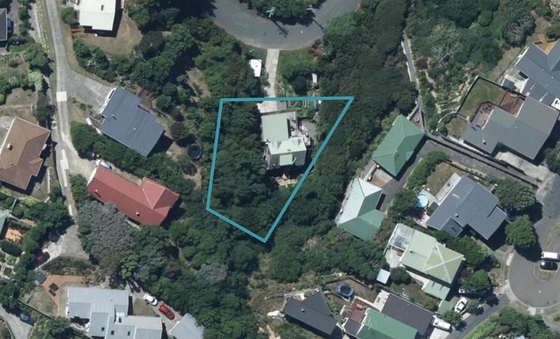 11 Taupo Crescent, Plimmerton, Porirua - Carousel 1