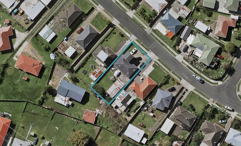 20 Fisher Crescent, Otara, Auckland - Carousel 1