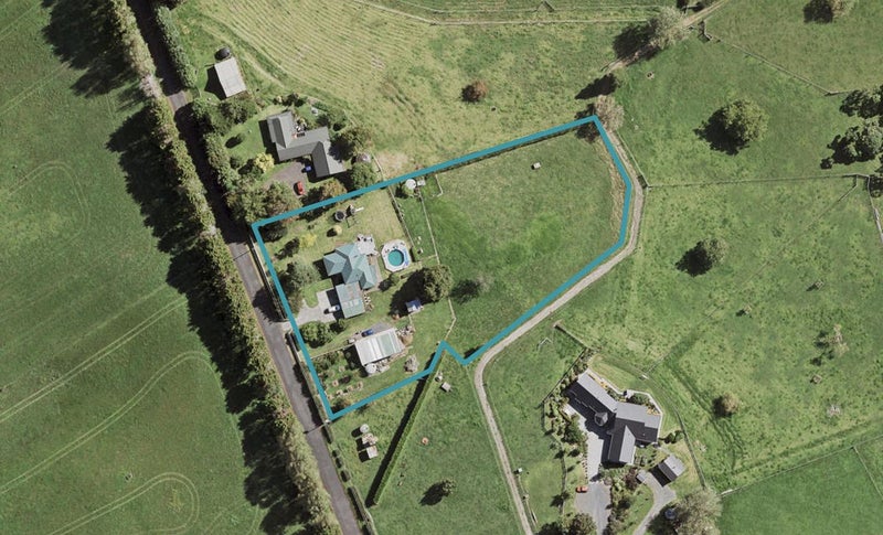 469 Sim Road, Paerata, Pukekohe - Carousel 1