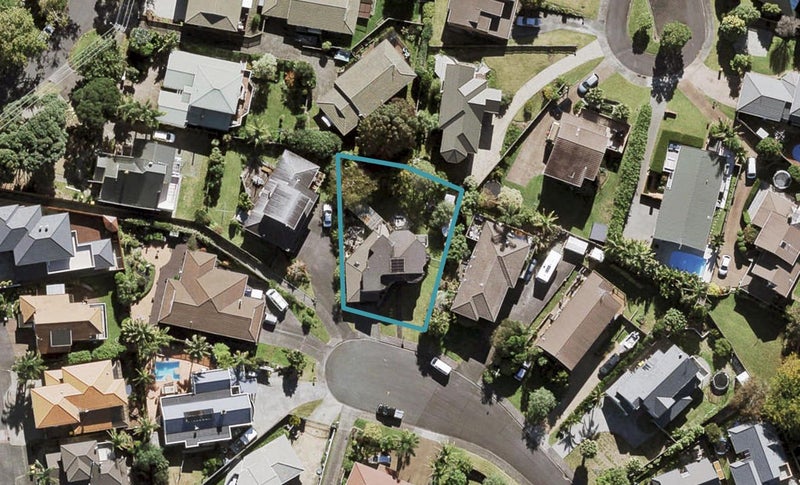 13 Westergrove Place, West Harbour, Auckland - Carousel 1