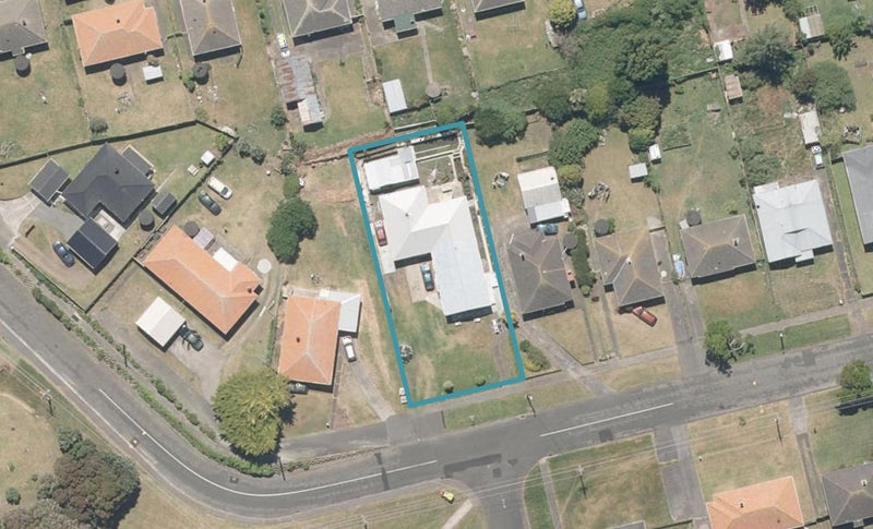24 Duigan Street, Gonville, Whanganui - Carousel 1