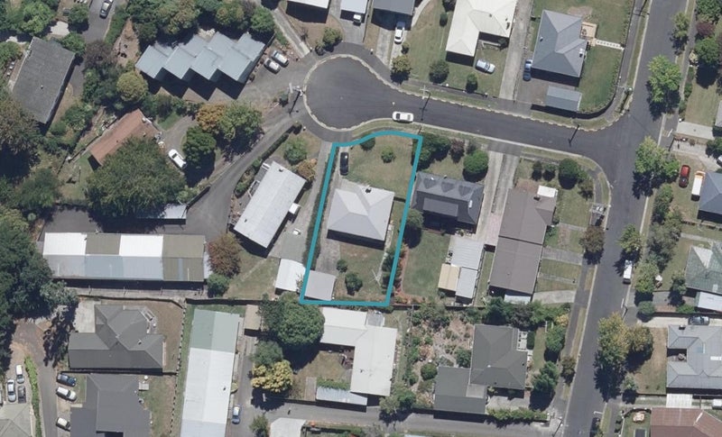 5 Brennan Place, Hillcrest, Hamilton - Carousel 1