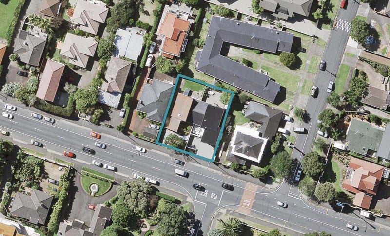 2/65 Kitchener Road, Milford, Auckland - Carousel 1
