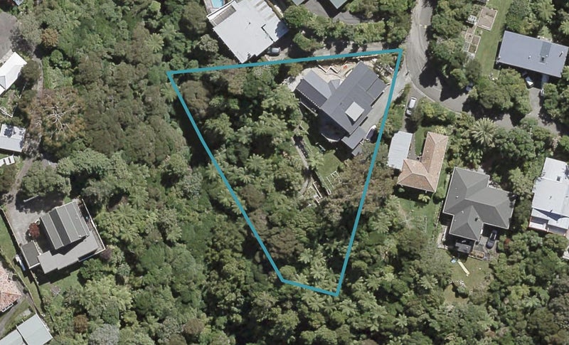 39 Belmont Terrace, Belmont, Lower Hutt - Carousel 1