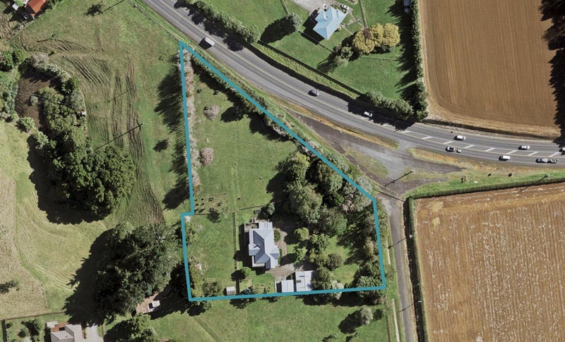 21 Turbott Road, Pukekohe East - Carousel 1