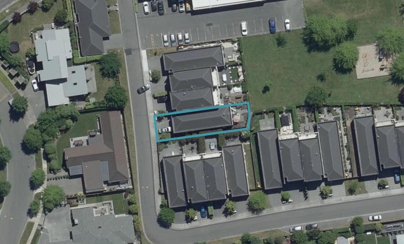 52 Country Club Terrace, Northwood, Christchurch - Carousel 1
