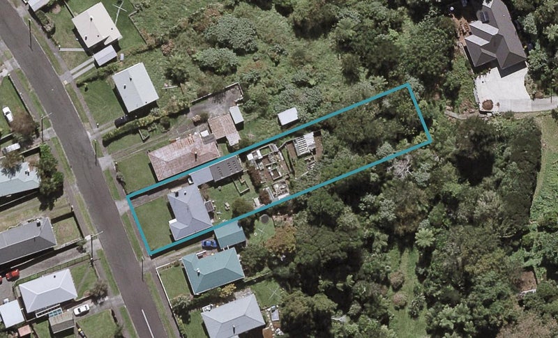 58 Banks Street, Marfell, New Plymouth - Carousel 1