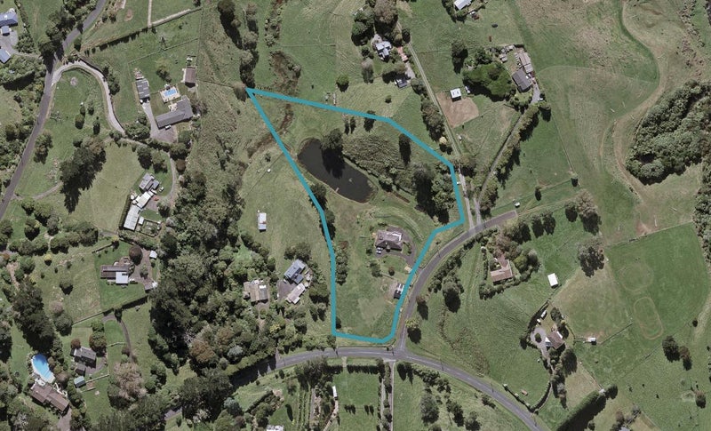 7 Freeth Drive, Ridgewood, New Plymouth - Carousel 1