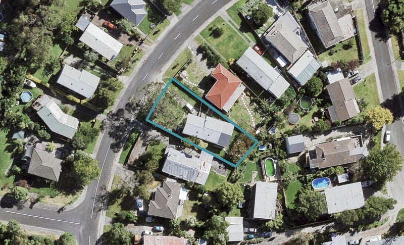 20 Brunner Road, Glen Eden, Auckland - Carousel 1