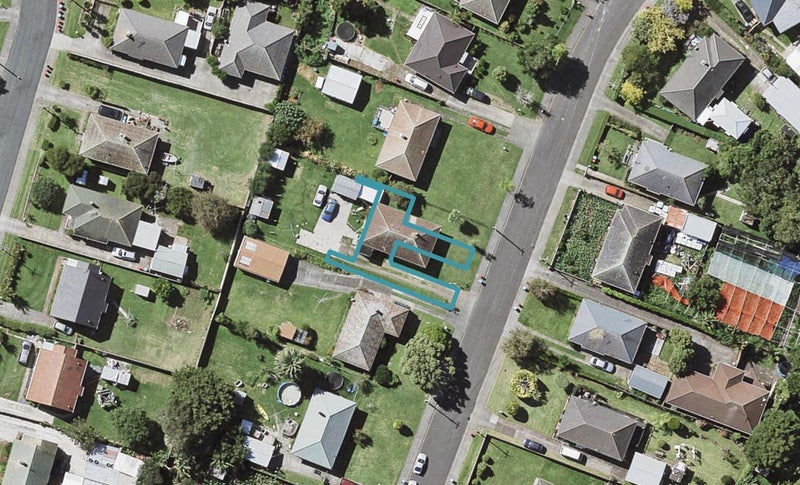 2/13 Mareth Street, Panmure, Auckland - Carousel 1
