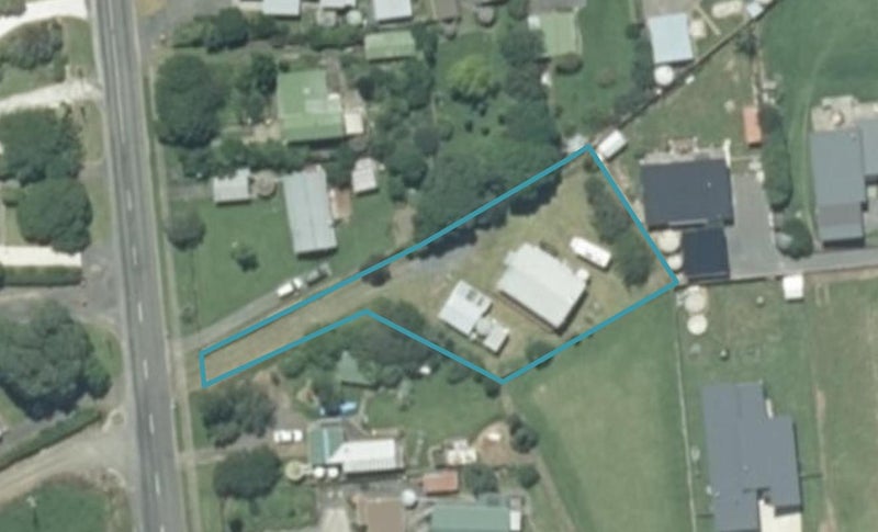 1180 East Coast Road, WHAKATIWAI, MIRANDA - Carousel 1