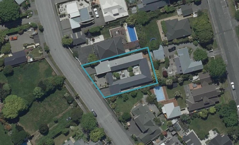 8 Thornycroft Street, Fendalton, Christchurch - Carousel 1