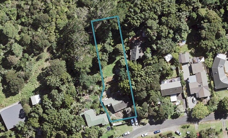 15 Tane Road, Laingholm, Auckland - Carousel 1