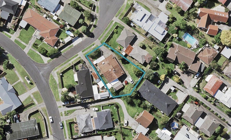 3A Tina Place, Sunnyhills, Auckland - Carousel 1