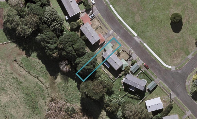 91 Banks Street, Marfell, New Plymouth - Carousel 1