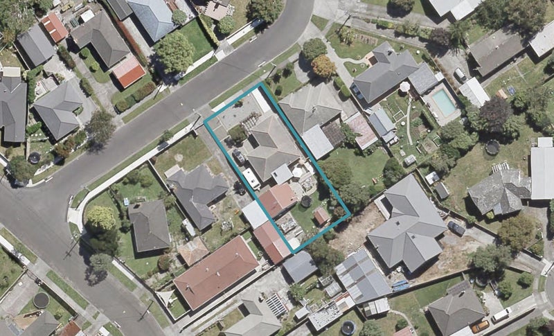 34 Byron Street, Trentham, Upper Hutt - Carousel 1