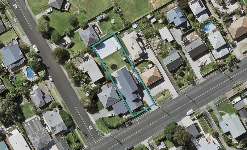 2/84 Bayswater Avenue, Bayswater, Auckland - Carousel 1