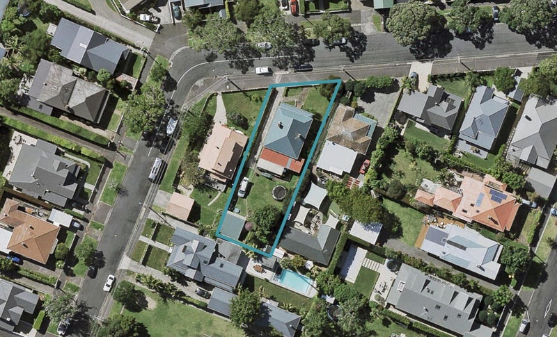 23 Waterview Road, Stanley Point, Auckland - Carousel 1