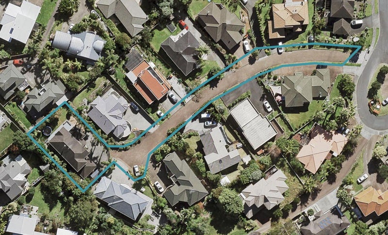 33 Tenbless Court, Unsworth Heights, Auckland - Carousel 1