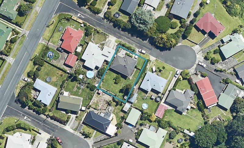 7 Beaufort Avenue, Brookfield, Tauranga - Carousel 1
