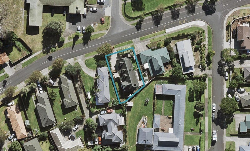 13 Lenore Road, Favona, Auckland - Carousel 1
