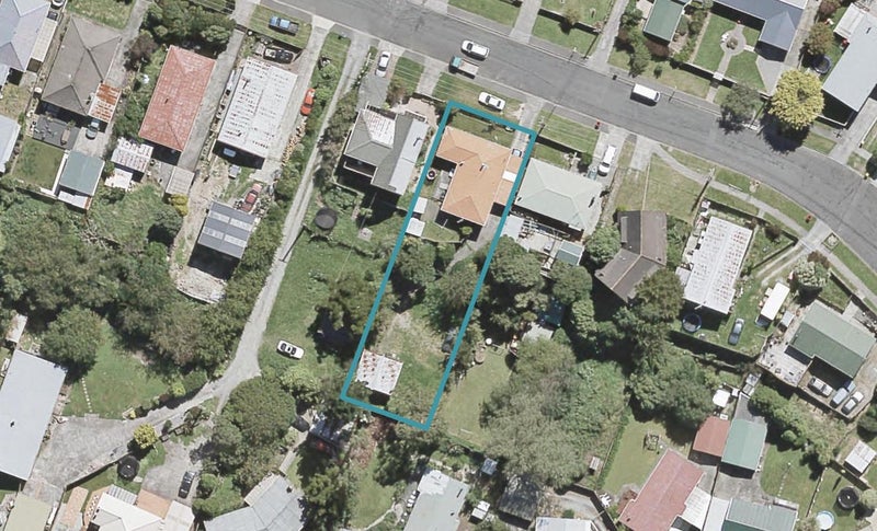 70 Gillespies Road, Birchville, Upper Hutt - Carousel 1