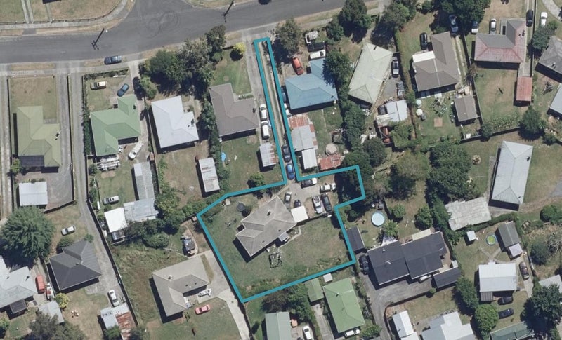52 Shakespeare Avenue, Enderley, Hamilton - Carousel 1