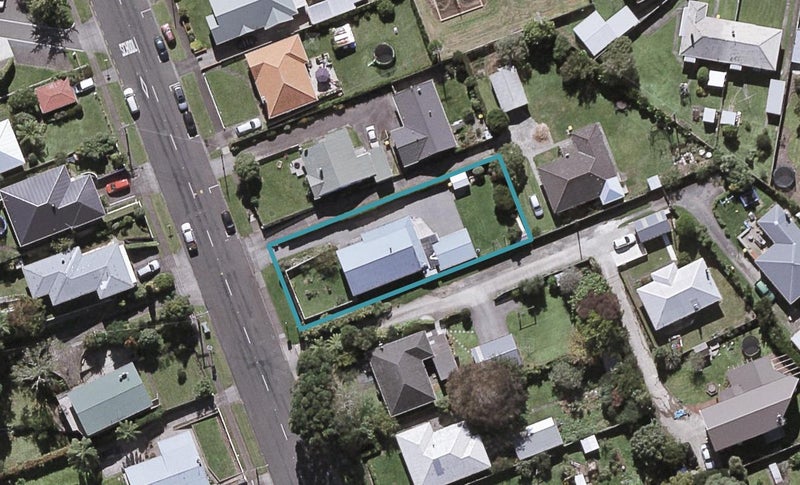 127 Brooklands Road, Brooklands, New Plymouth - Carousel 1