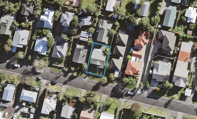 21 Glendon Avenue, Avondale, Auckland - Carousel 1
