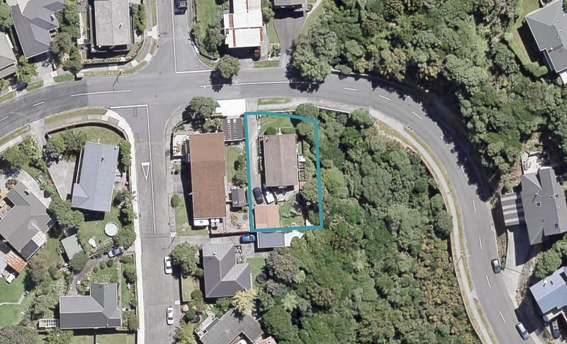 52 Cedar Street, Maungaraki, Lower Hutt - Carousel 1
