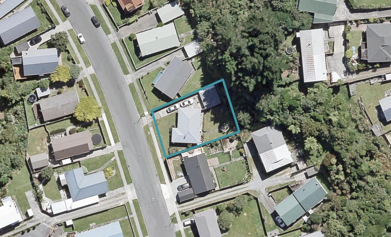 19 Invercargill Drive, Kelson, Lower Hutt - Carousel 1