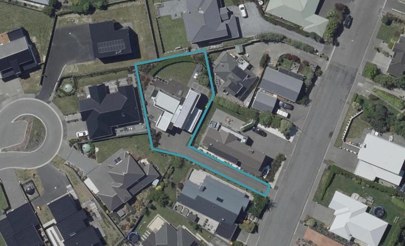86 Ravensdale Rise, Westmorland, Christchurch - Carousel 1
