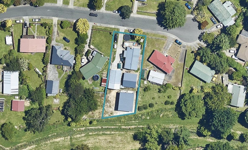 9 Michael Place, Mangakakahi, Rotorua - Carousel 1
