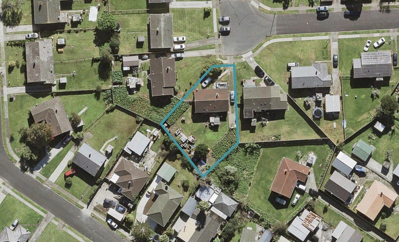 10 Fairey Place, Mangere, Auckland - Carousel 1